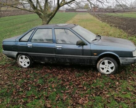 Серый Рено 21, объемом двигателя 1.7 л и пробегом 350 тыс. км за 550 $, фото 1 на Automoto.ua