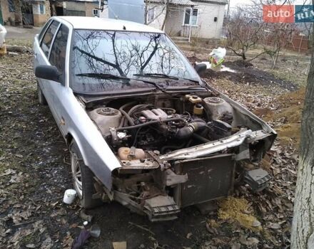 Серый Рено 21, объемом двигателя 1.6 л и пробегом 67 тыс. км за 500 $, фото 1 на Automoto.ua