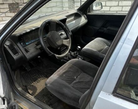Синий Рено 21, объемом двигателя 1.7 л и пробегом 100 тыс. км за 555 $, фото 4 на Automoto.ua