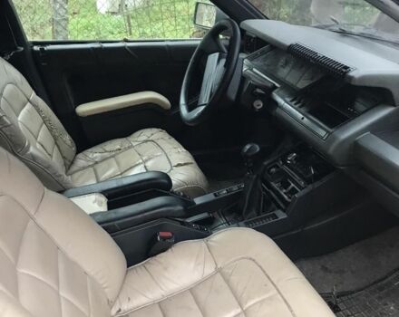 Синий Рено 21, объемом двигателя 2 л и пробегом 250 тыс. км за 300 $, фото 2 на Automoto.ua