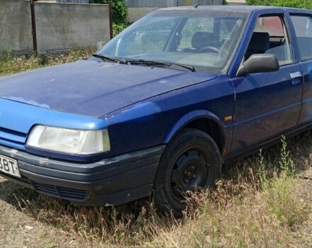 Синий Рено 21, объемом двигателя 2.1 л и пробегом 188 тыс. км за 30000 $, фото 2 на Automoto.ua