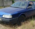 Синий Рено 21, объемом двигателя 2.1 л и пробегом 188 тыс. км за 30000 $, фото 2 на Automoto.ua