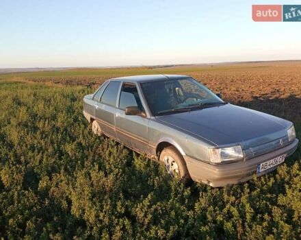 Синий Рено 21, объемом двигателя 1.7 л и пробегом 211 тыс. км за 1300 $, фото 1 на Automoto.ua