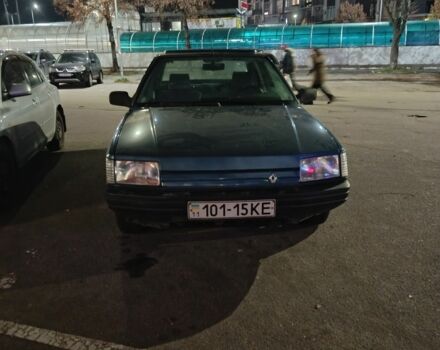 Синий Рено 21, объемом двигателя 1.7 л и пробегом 144 тыс. км за 1450 $, фото 8 на Automoto.ua