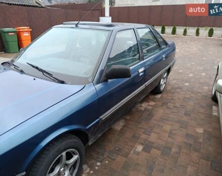Синий Рено 21, объемом двигателя 1.7 л и пробегом 144 тыс. км за 1450 $, фото 5 на Automoto.ua