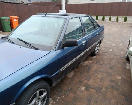 Синий Рено 21, объемом двигателя 1.7 л и пробегом 144 тыс. км за 1450 $, фото 1 на Automoto.ua
