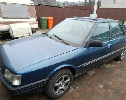 Синий Рено 21, объемом двигателя 1.7 л и пробегом 144 тыс. км за 1450 $, фото 2 на Automoto.ua