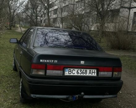 Синий Рено 21, объемом двигателя 1.8 л и пробегом 333 тыс. км за 550 $, фото 6 на Automoto.ua