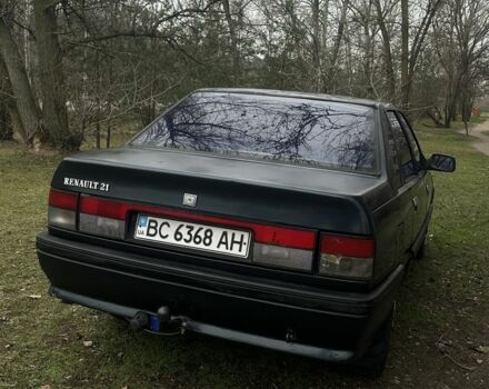 Синий Рено 21, объемом двигателя 1.8 л и пробегом 333 тыс. км за 550 $, фото 5 на Automoto.ua
