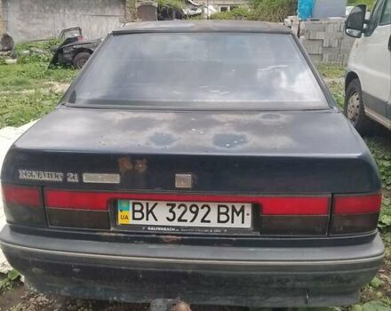 Синий Рено 21, объемом двигателя 1.7 л и пробегом 251 тыс. км за 450 $, фото 6 на Automoto.ua