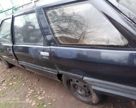 Синій Рено 21, об'ємом двигуна 0 л та пробігом 362 тис. км за 357 $, фото 2 на Automoto.ua