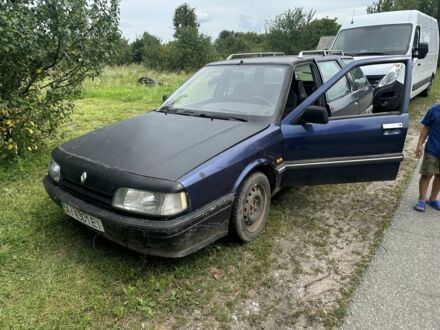 Рено 21 1987 у Чернігові на Automoto.ua Синій Рено 21, об'ємом двигуна 2 л та пробігом 250 тис. км за 380 $, фото 1 на Automoto.ua