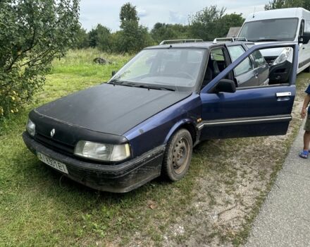 Рено 21 1987 в Чернигове на Automoto.ua Синий Рено 21, объемом двигателя 2 л и пробегом 250 тыс. км за 380 $, фото 1 на Automoto.ua