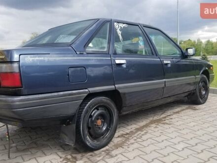 Синий Рено 21, объемом двигателя 1.72 л и пробегом 320 тыс. км за 750 $, фото 1 на Automoto.ua