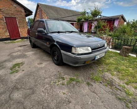 Синий Рено 21, объемом двигателя 1.7 л и пробегом 235 тыс. км за 650 $, фото 1 на Automoto.ua