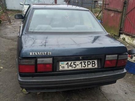 Синий Рено 21, объемом двигателя 1.7 л и пробегом 128 тыс. км за 259 $, фото 1 на Automoto.ua