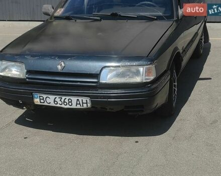 Синий Рено 21, объемом двигателя 1.8 л и пробегом 30 тыс. км за 1314 $, фото 1 на Automoto.ua