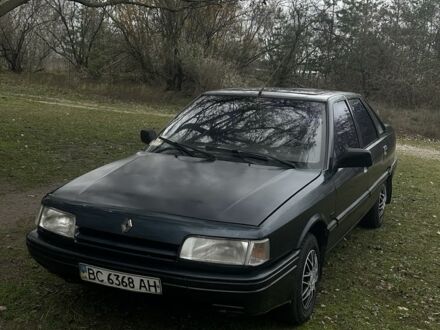 Синий Рено 21, объемом двигателя 1.8 л и пробегом 333 тыс. км за 550 $, фото 1 на Automoto.ua