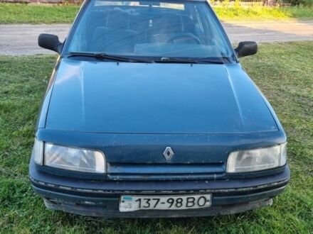 Рено 21 1991 в Костополе на Automoto.ua Синий Рено 21, объемом двигателя 1.7 л и пробегом 410 тыс. км за 380 $, фото 1 на Automoto.ua
