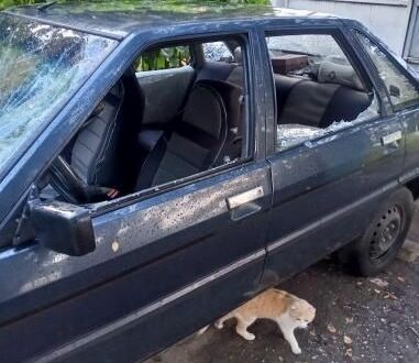 Синий Рено 21, объемом двигателя 0 л и пробегом 400 тыс. км за 284 $, фото 1 на Automoto.ua