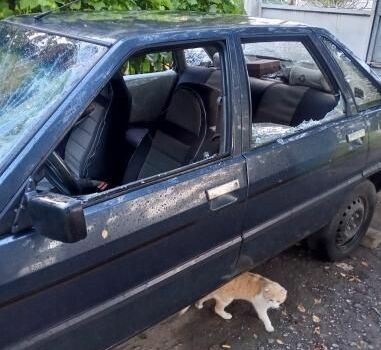 Синий Рено 21, объемом двигателя 0 л и пробегом 400 тыс. км за 284 $, фото 1 на Automoto.ua