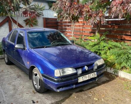 Синий Рено 21, объемом двигателя 0 л и пробегом 339 тыс. км за 1087 $, фото 1 на Automoto.ua