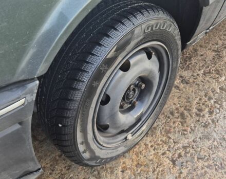 Зеленый Рено 21, объемом двигателя 1.7 л и пробегом 395 тыс. км за 828 $, фото 2 на Automoto.ua