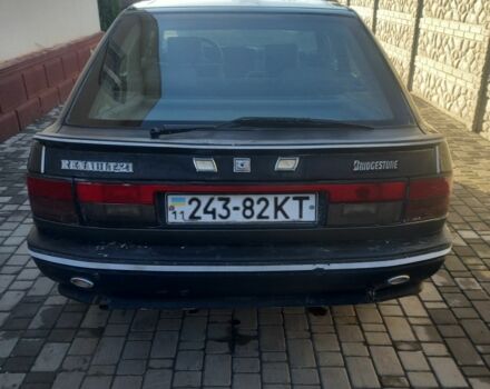 Зеленый Рено 21, объемом двигателя 1.7 л и пробегом 111 тыс. км за 1000 $, фото 1 на Automoto.ua