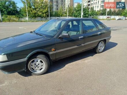Рено 21 1990 в Киеве на Automoto.ua Зеленый Рено 21, объемом двигателя 1.7 л и пробегом 280 тыс. км за 1300 $, фото 1 на Automoto.ua
