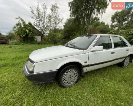 Белый Рено 25, объемом двигателя 2.2 л и пробегом 430 тыс. км за 750 $, фото 8 на Automoto.ua