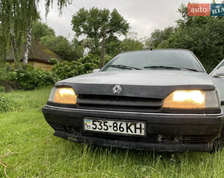Белый Рено 25, объемом двигателя 2.2 л и пробегом 430 тыс. км за 750 $, фото 3 на Automoto.ua