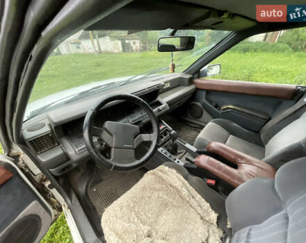 Белый Рено 25, объемом двигателя 2.2 л и пробегом 430 тыс. км за 750 $, фото 30 на Automoto.ua