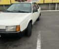 Рено 25 1988 у Могилев-Подольском на Automoto.ua Білий Рено 25, об'ємом двигуна 0 л та пробігом 297 тис. км за 2350 $, фото 3 на Automoto.ua