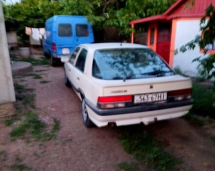 Белый Рено 25, объемом двигателя 2.2 л и пробегом 450 тыс. км за 710 $, фото 2 на Automoto.ua