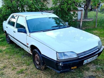 Рено 25 1989 в Одессе на Automoto.ua Белый Рено 25, объемом двигателя 2.2 л и пробегом 300 тыс. км за 250 $, фото 1 на Automoto.ua