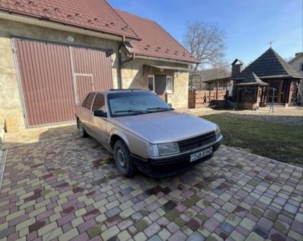 Бежевый Рено 25, объемом двигателя 0 л и пробегом 3 тыс. км за 1100 $, фото 1 на Automoto.ua