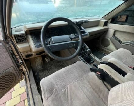 Бежевый Рено 25, объемом двигателя 0 л и пробегом 3 тыс. км за 1100 $, фото 2 на Automoto.ua