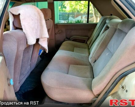 Бежевый Рено 25, объемом двигателя 2 л и пробегом 0 тыс. км за 1350 $, фото 2 на Automoto.ua