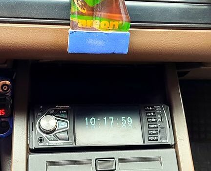 Бежевый Рено 25, объемом двигателя 2 л и пробегом 350 тыс. км за 1400 $, фото 4 на Automoto.ua