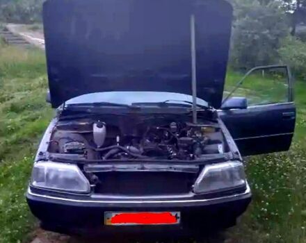 Чорний Рено 25, об'ємом двигуна 2 л та пробігом 200 тис. км за 600 $, фото 1 на Automoto.ua