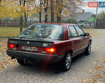 Красный Рено 25, объемом двигателя 2 л и пробегом 350 тыс. км за 650 $, фото 5 на Automoto.ua