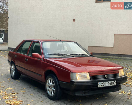 Красный Рено 25, объемом двигателя 2 л и пробегом 350 тыс. км за 650 $, фото 2 на Automoto.ua