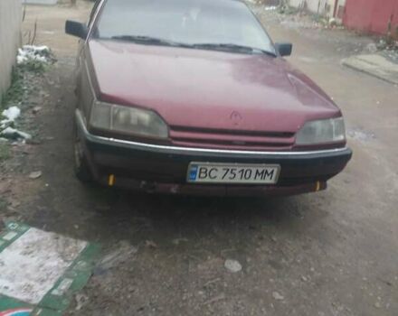 Красный Рено 25, объемом двигателя 2.2 л и пробегом 370 тыс. км за 1300 $, фото 1 на Automoto.ua