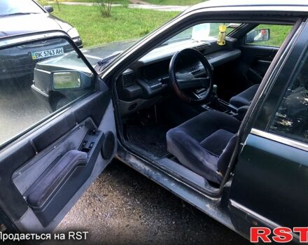 Рено 25, объемом двигателя 2.2 л и пробегом 0 тыс. км за 600 $, фото 1 на Automoto.ua