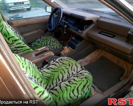 Рено 25, объемом двигателя 2 л и пробегом 214 тыс. км за 870 $, фото 2 на Automoto.ua