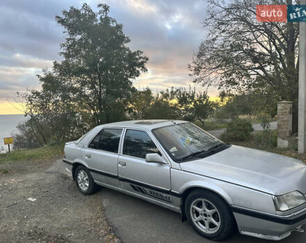 Рено 25 1985 у Одесі на Automoto.ua Сірий Рено 25, об'ємом двигуна 2 л та пробігом 300 тис. км за 1500 $, фото 2 на Automoto.ua
