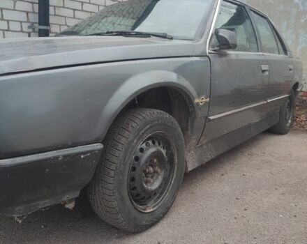 Серый Рено 25, объемом двигателя 0 л и пробегом 300 тыс. км за 300 $, фото 2 на Automoto.ua