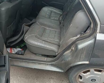 Рено 25 1990 у Києві на Automoto.ua Сірий Рено 25, об'ємом двигуна 2.8 л та пробігом 260 тис. км за 800 $, фото 1 на Automoto.ua