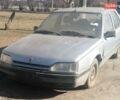 Серый Рено 25, объемом двигателя 2 л и пробегом 3 тыс. км за 550 $, фото 1 на Automoto.ua