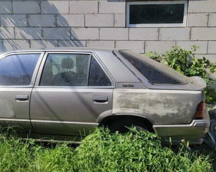 Серый Рено 25, объемом двигателя 2 л и пробегом 300 тыс. км за 450 $, фото 3 на Automoto.ua